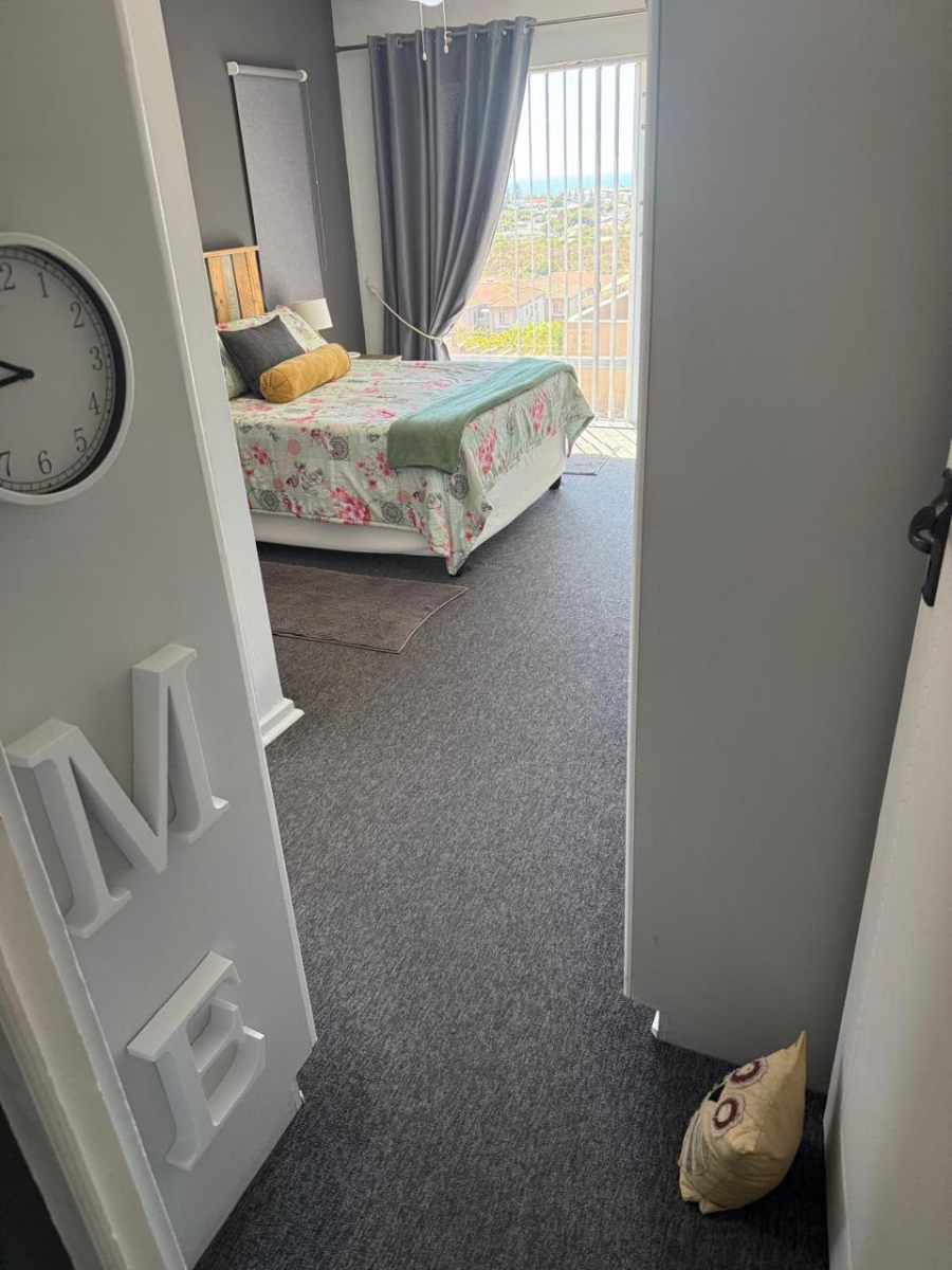 2 Bedroom Property for Sale in Hartenbos Heuwels Western Cape
